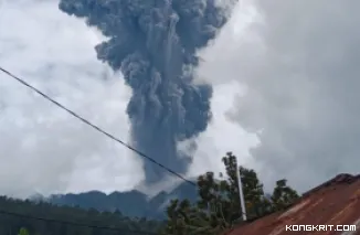Gunung Marapi Kembali Erupsi, Kolom Abu Capai 1.000 Meter di Atas Puncak