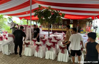 Jelang Takbiran, Wali Kota Bekasi Bersama Staf Persiapkan Open House