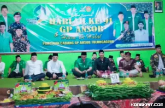Wabup Tulungagung Ahmad Baharudin (jas hitam) bersama Ketua DPRD, Dandim 0807 dan Kapolres Tulungagung menghadiri peringatan Harlah GP Ansor ke 91