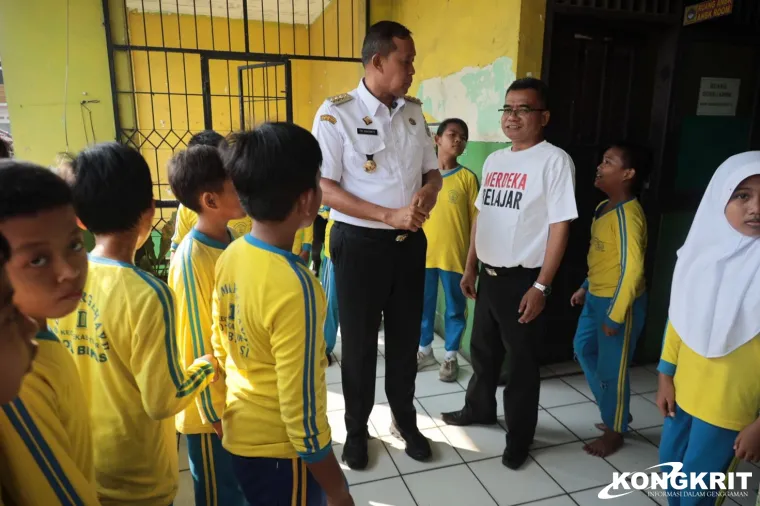 Wali Kota Bekasi Sidak ke SDN Margahayu II, Geram Temukan Toilet Sekolah Kotor dan Bau Menyengat