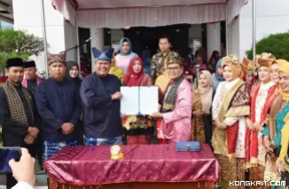 Peringati Hardiknas 2025, Wali Kota Pariaman Luncurkan Program Saga Saja Plus dan Bimbel Gratis Sekolah Kedinasan