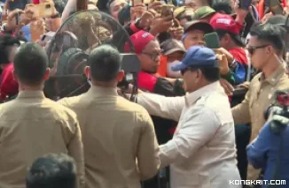 Presiden Prabowo Hadiri Peringatan May Day 2025 di Monas, Disambut Ribuan Buruh