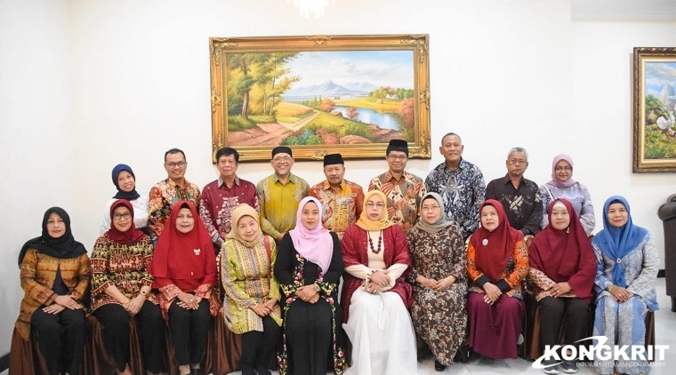 Bupati Agam Sambut Hangat Purna Bakti LLDKTI Kopertis Wilayah 3