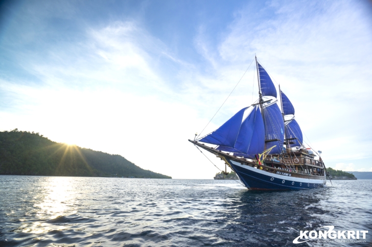 Kapal Pinisi, Epos Perjalanan Seabad, Keindahan Tradisi Layar Nusantara yang Terukir di Google Doodle. (Foto : Dok. Istimewa)