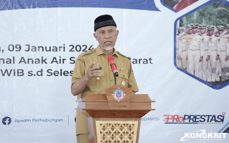 Mahyeldi Ansharullah Memberikan Sambutan Pada Pembukaan Diklat Pemberdayaan Masyarakat (DPM) Politeknik Pelayaran (Poltekpel) Sumbar dan Sosialisasi Seleksi Penerimaan Calon Taruna (Sipencatar) Kementerian Perhubungan 2024 (Selasa, 9 Januari 2024)