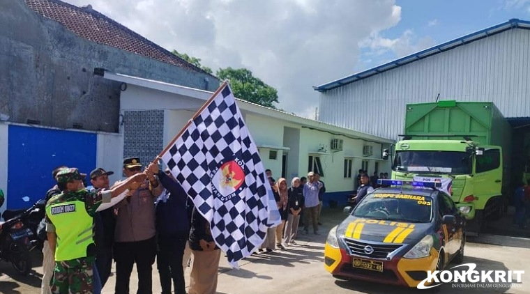 Polres Tulungagung kawal pendistribusian logistik Pemilu dari KPUD menuju ke seluruh wilayah Kecamatan