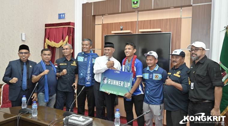 Raih Runner Up Piala Soeratin U-17 Nasional, Gubernur Sumbar Beri Bonus 100 Juta untuk Persikopa