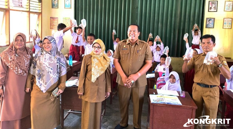 Sekdako Yota Balad Dorong Disdikpora Ajukan DAK 2025 untuk Pendidikan di Kota Pariaman.