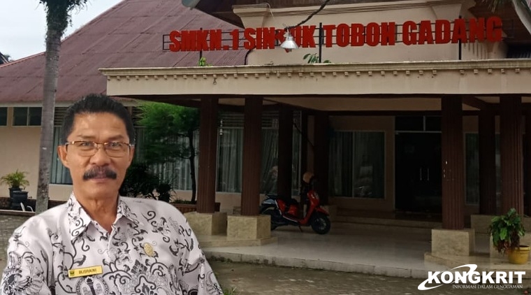 SMKN 1 Sintuk Toboh Gadang (Insert: Kepala Sekolah, Drs. Busraini Lubis)