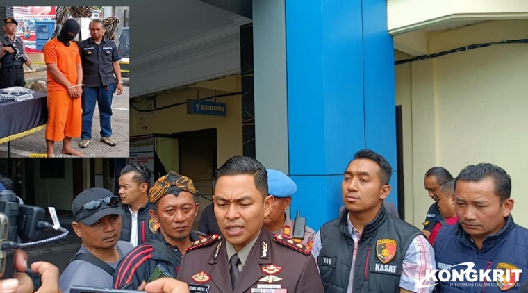 Kapolres Tulungagung didampingi Kasat Reskrim saat diwawancarai sejumlah awak media usai Press Rilis.  (Insert : Tersangka DAR)