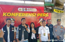 Kasat Reskrim Polres Tulungagung AKP M.Nur saat melakukan press rilis di TKP