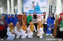 Pemerintah Kota Bukittinggi, melalui Dinas Kesehatan Kota Bukittinggi, merayakan Hari Gizi Nasional (HGN) ke-64 tahun 2024.
