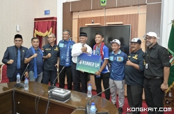 Raih Runner Up Piala Soeratin U-17 Nasional, Gubernur Sumbar Beri Bonus 100 Juta untuk Persikopa