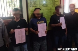 Tiga orang tersangka penggelapan mobil diamankan anggota Satreskrim Polres Tulungagung