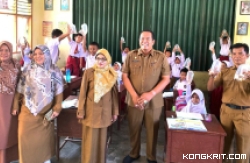 Sekdako Yota Balad Dorong Disdikpora Ajukan DAK 2025 untuk Pendidikan di Kota Pariaman.