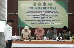 Penandatanganan Naskah Kerjasama Pemkab Limapuluhkota dengan Pengadilan Agama dan Kemenag, Jum'at (2/2/2024).