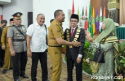 Wagub Sumbar, Audy Joinaldy menghadiri pelantikan Rektor Universitas Andalas periode 2023 - 2028, Senin 20 November 2023. Foto: Biro Adpim Sumbar.