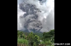 Capture erupsi Gunung Marapi yang viral di media sosial. Foto: Dok. Istimewa.