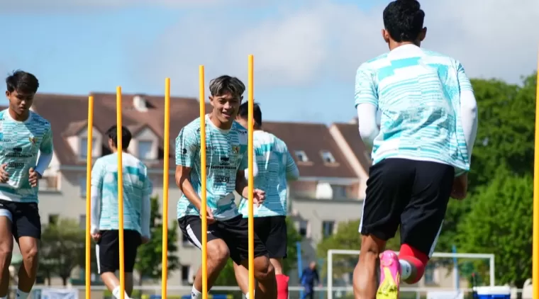 Timnas Indonesia U23 melakukan latihan di Paris (Foto: PSSI)