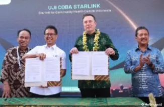 Tandatangan kerja sama Elon Musk dan Kemenkes RI (Foto: Kemenkes RI)