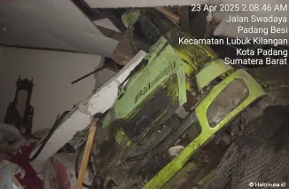 Truk CPO Rem Blong Tabrak Rumah di Padang Besi, Dua Balita Tewas