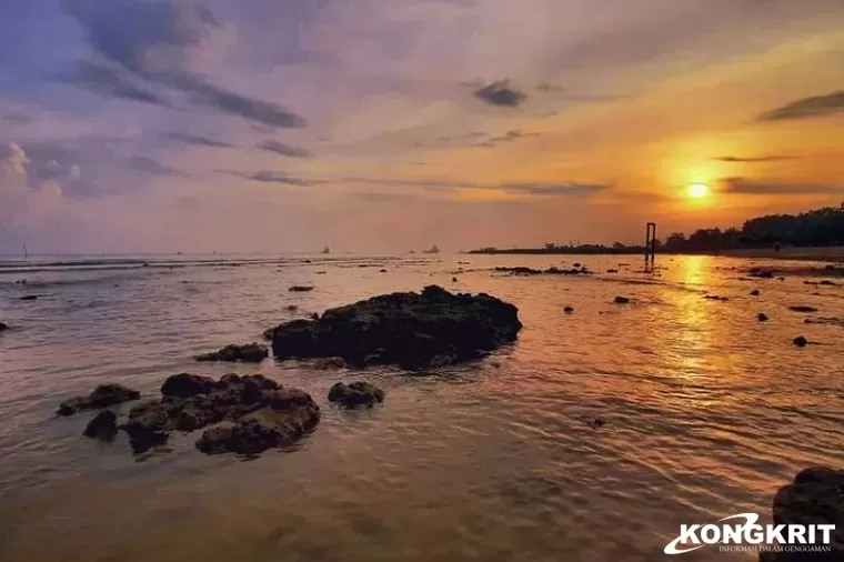 Jangan Lewatkan! Pesona Pantai Dalegan, Wisata Ikonik dari Jawa Timur (Foto: Dok.Istimewa)