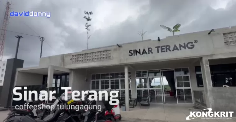 Sinar Terang Coffee Shop, Tempat Nongkrong Favorit Anak Muda dan KeluargadiTulungagung