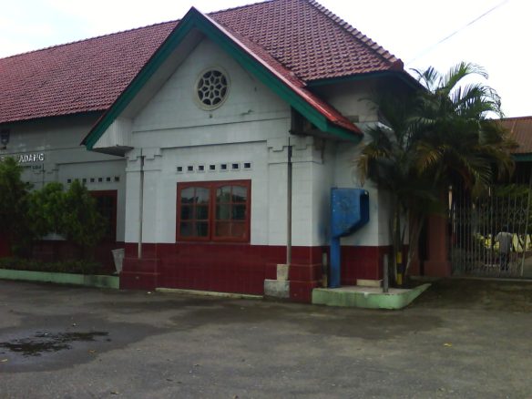 Situs Cagar Budaya Eks Europeesche Lagere School Padang ( SMA 1 Padang ), Kota Padang