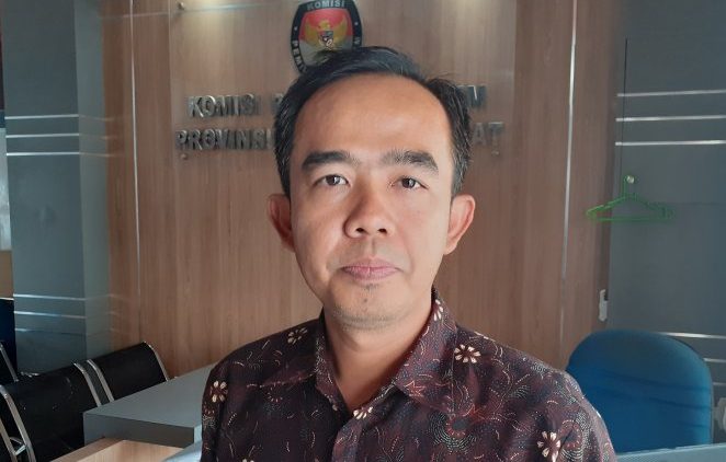 Ketua KPU Padang, Sumatera Barat, Riki Eka Putra | Halonusa