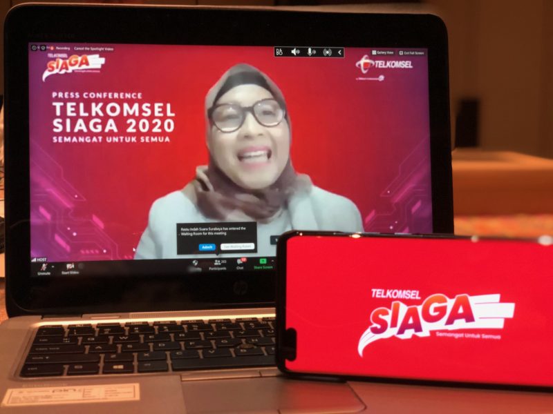  Direktur Sales Telkomsel Ririn Widaryani saat memaparkan optimalisasi saluran digital untuk jaminan ketersediaan produk dan layanan di acara press conference Semangat untuk Semua secara virtual di Jakarta, Senin (14/12).