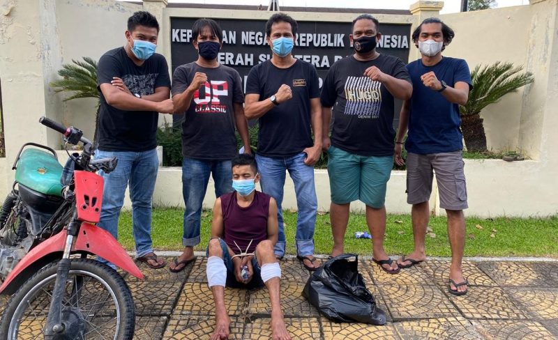 Anggota Polresta Padang, Sumatera Barat usai menangkap pelaku spesialis curanmor dan kupak rumah di Padang. | Halonusa
