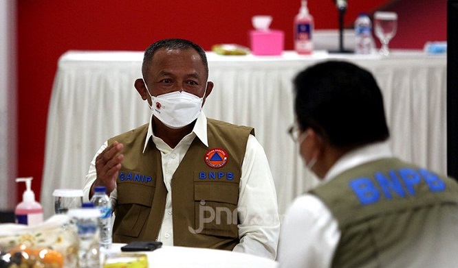 Ketua Satgas Penanganan Covid-19 dan Kepala Badan Nasional Penanggulangan Bencana, Ganip Warsito. Foto: JPNN  