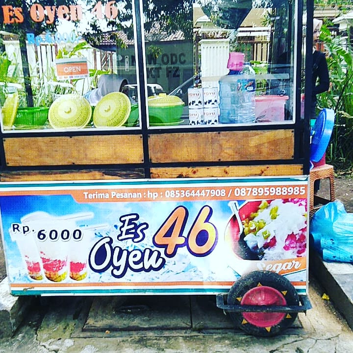 Es Oyen 46, UMKM di Bukittinggi Menjual Es Oyen Alami | Halonusa Menyapa UMKM Indonesia
 
