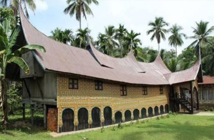 Sejarah Cagar Budaya Rumah Gadang Kerajaan Sungai Kambuik di Kabupaten Dharmasraya (FOTO: BPCB Sumbar)
