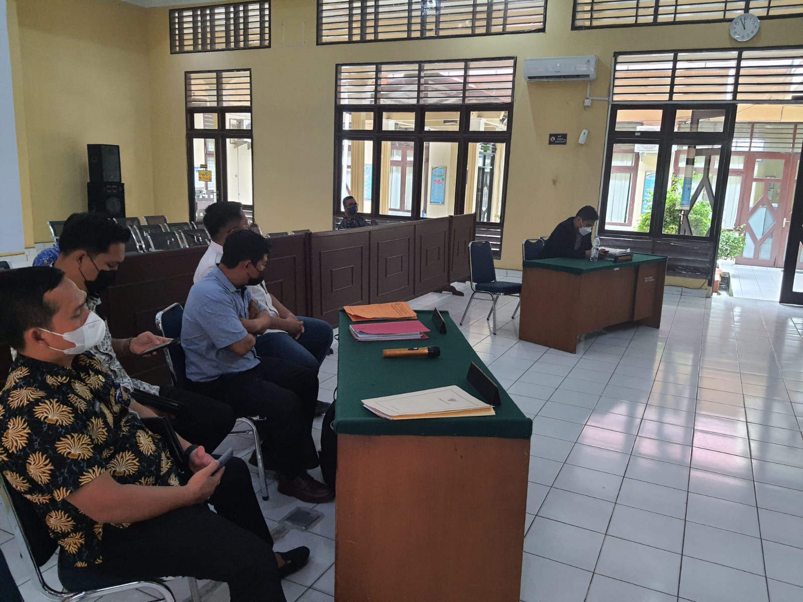 Sidang gugatan mantan ASN di Pengadilan Tata Usaha Negara (PTUN) Pekanbaru. (Hendra/Halonusa)