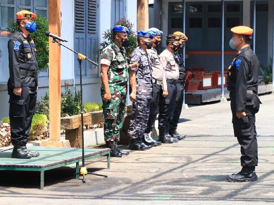 Apel gabungan keamanan di stasiun kereta api wilayah KAI Daop 6. (Foto: Dok. KAI Daop 6) 