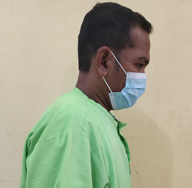 KM, (40) mantan Kepala Kantor Pos Peureulak periode 2010-2015 tertangkap Unit Tipikor Satreskrim Polres Aceh Timur bersama Resmob. Hilang enam tahun sejak korupsi dana pensiun (TASPEN).