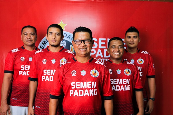 Daftar tim pelatih Semen Padang FC musim 2022. (Foto: Dok. Media Officer SPFC)