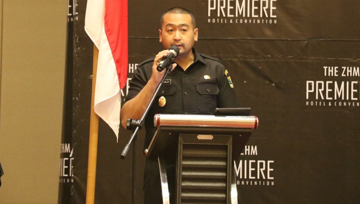 Wagub Sumbar Audy saat membuka acara talkshow, pameran foto dan peluncuran buku konflik manusia-harimau, dengan tajuk 'Nagari Ramah Harimau' di ZHM Premiere Hotel, Padang, Kamis (13/1/2022). (Foto: Kominfo Sumbar)