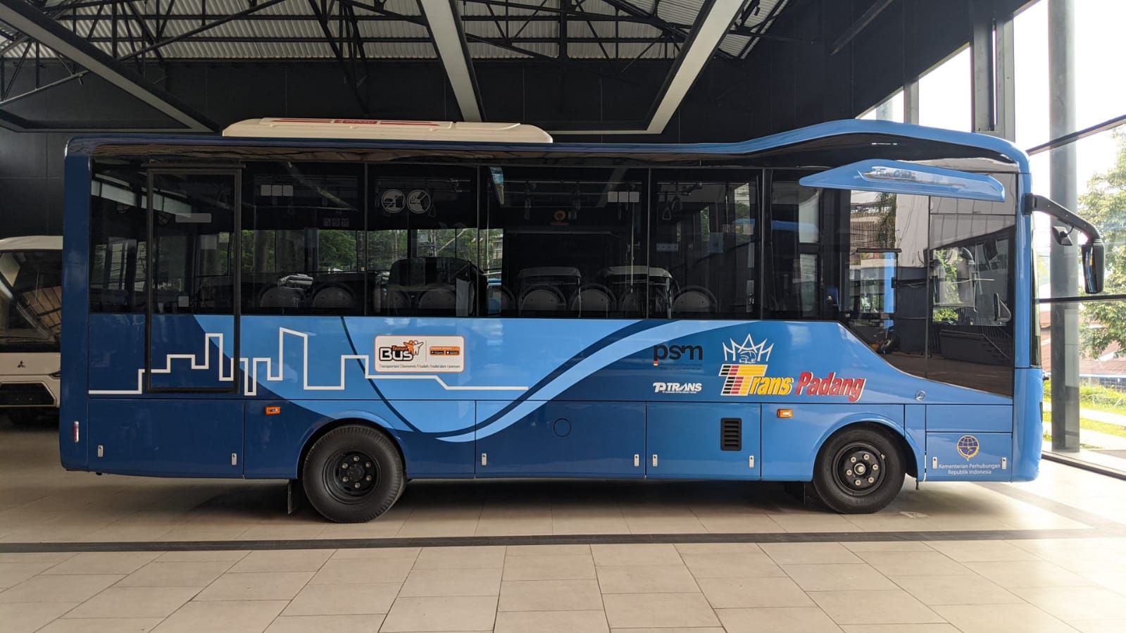 Armada baru Trans Padang|Bus Trans Padang