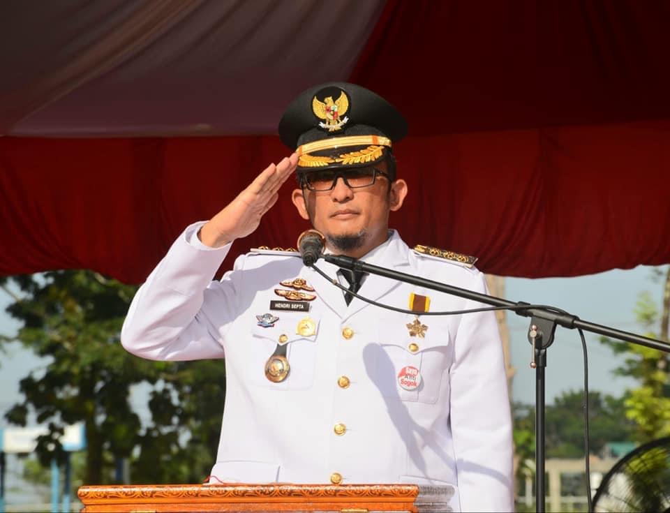 Pimpin Upacara HUT RI ke-77, Wali Kota Padang Imbau Hal Ini