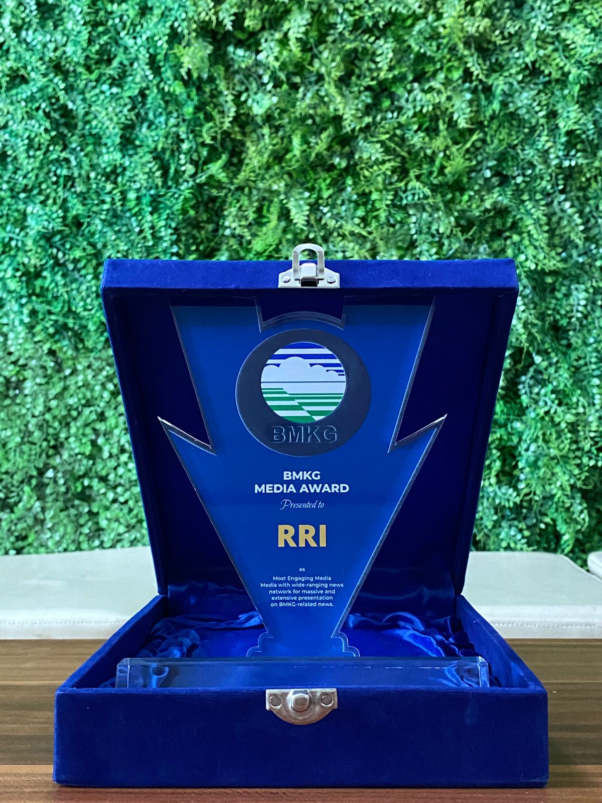 Penghargaan LPP RRI dari BMKG