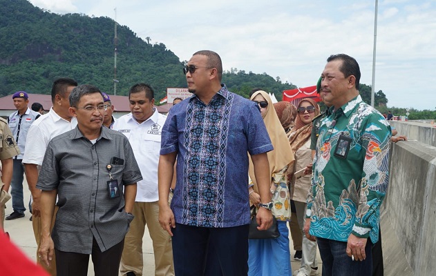 Peresmian kelanjutan pembangunan jalan tol Padang-Sicincin. (Foto: Dok. Istimewa)