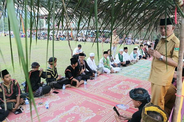 Tradisi Bakaua Adaik Warisan Raja Jambulipo. (Foto: Dok. Istimewa/MMC)