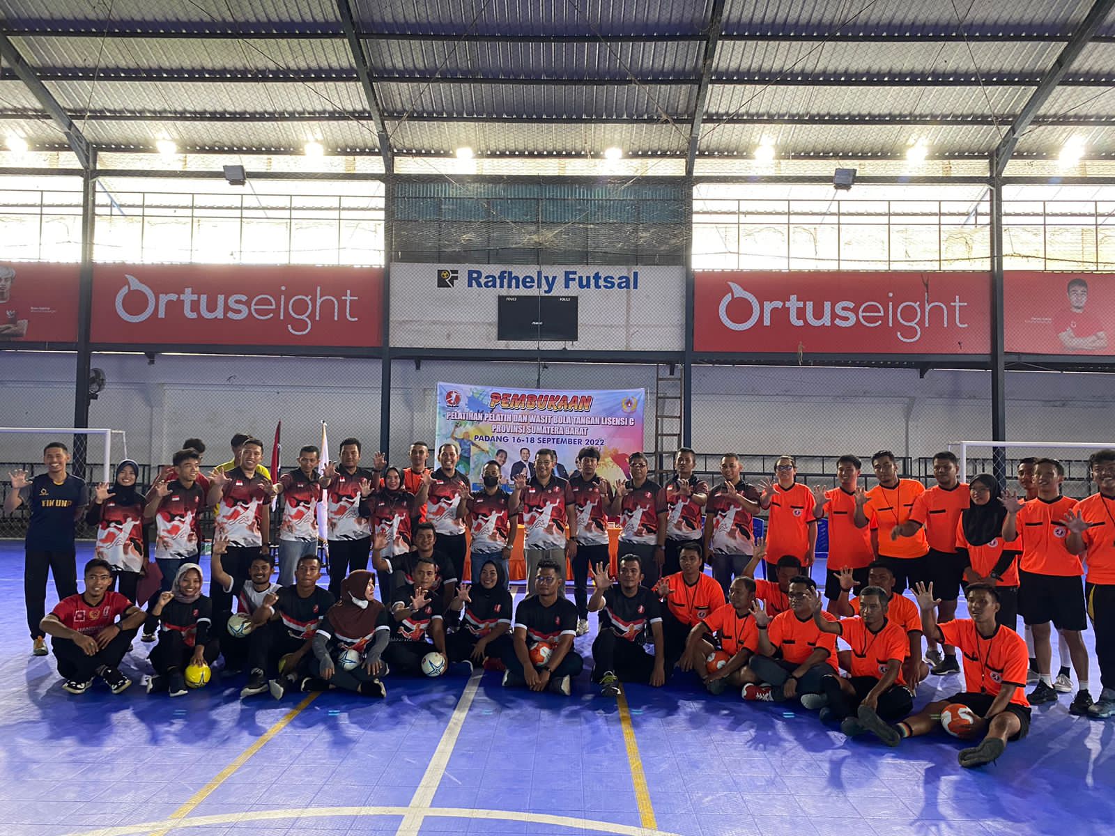 Pelatihan Wasit dan Pelatih Bola Tangan Sumatera Barat Dibuka
