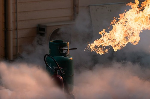 Ilustrasi tabung gas meledak. (Foto: Istimewa/Dok.NatGeo)