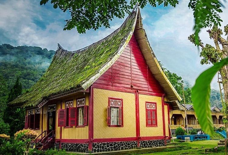 Rumah Gadang Kajang Padati, salah satu warisan budaya tak benda Kota Padang (Foto: Instagram Minangtourism)