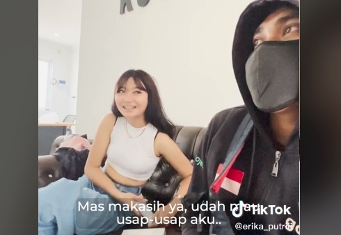 Video Erika Putri prank ojol. (Foto: TikTok)