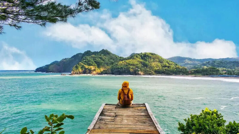 5 Tempat wisata di Sumatera Barat yang cocok untuk bersantai. (Foto: MriJournal)