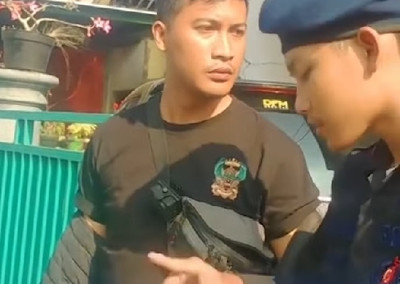 Viral seorang polisi gadungan. (Foto: Youtobe Tribun Medan Tv)